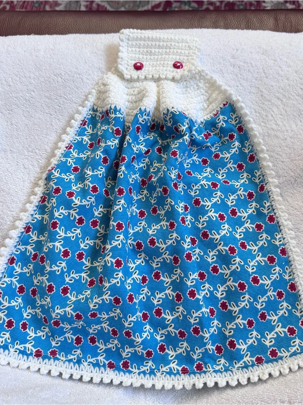 Pioneer Woman Turquoise Red Floral Crochet Hanging Kitchen Towel